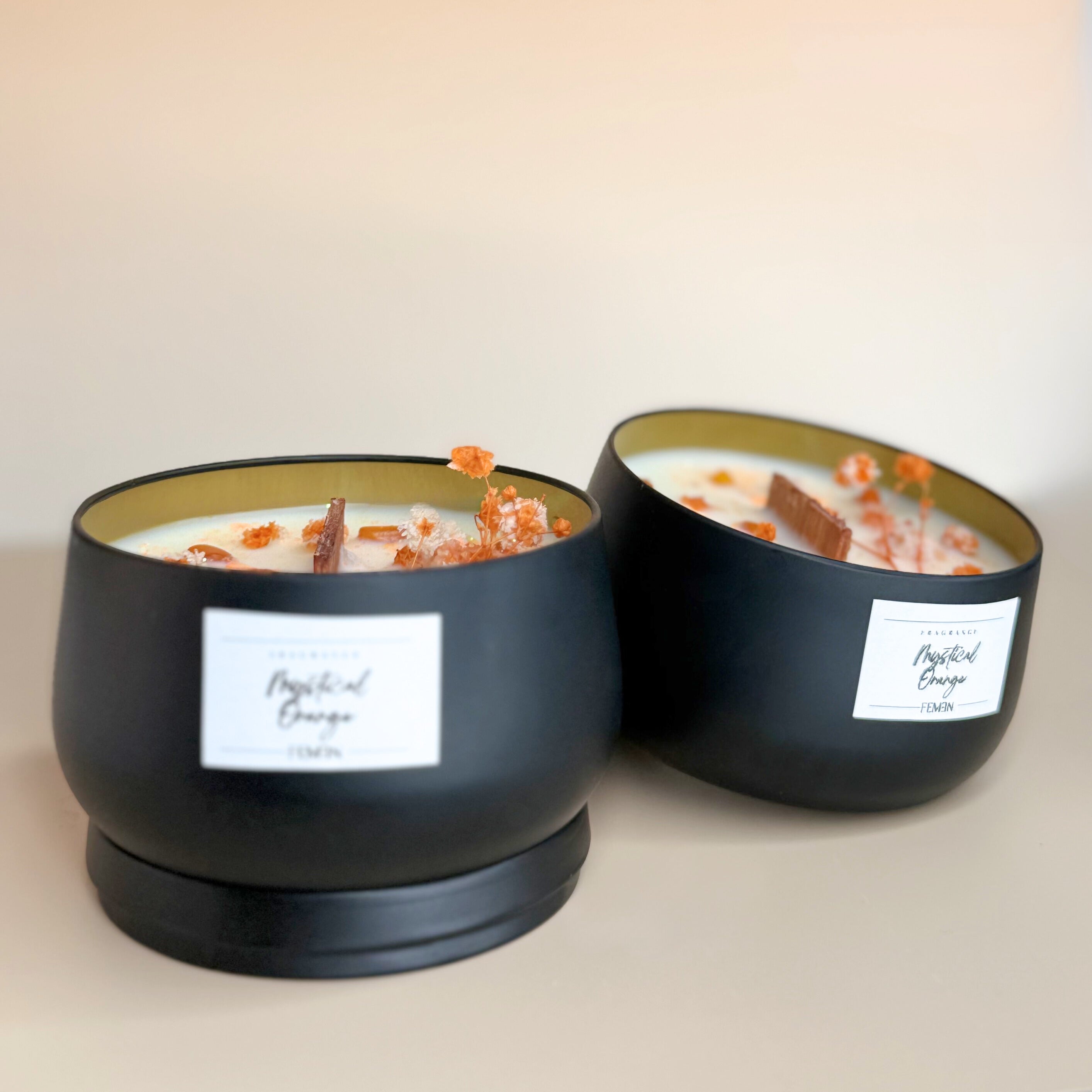MYSTICAL ORANGE - Duftkerze mit Holzdocht